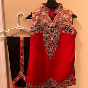Little girls Indian Pakistani shalwar suit Red